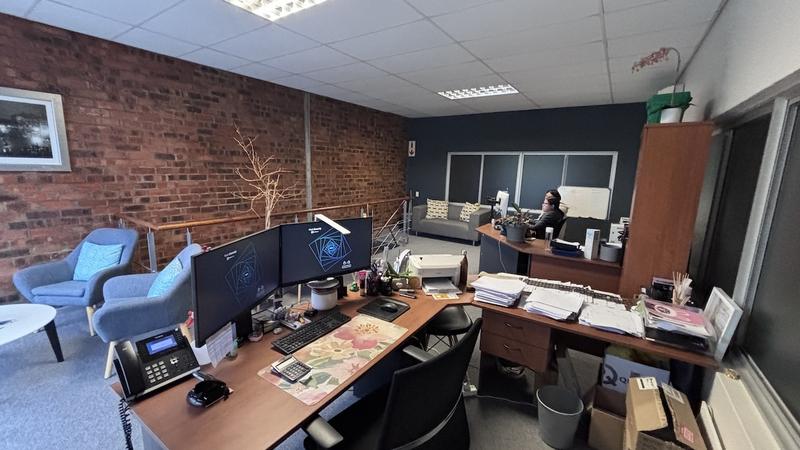 To Let Commercial Property for Rent in Northgate Island Western Cape